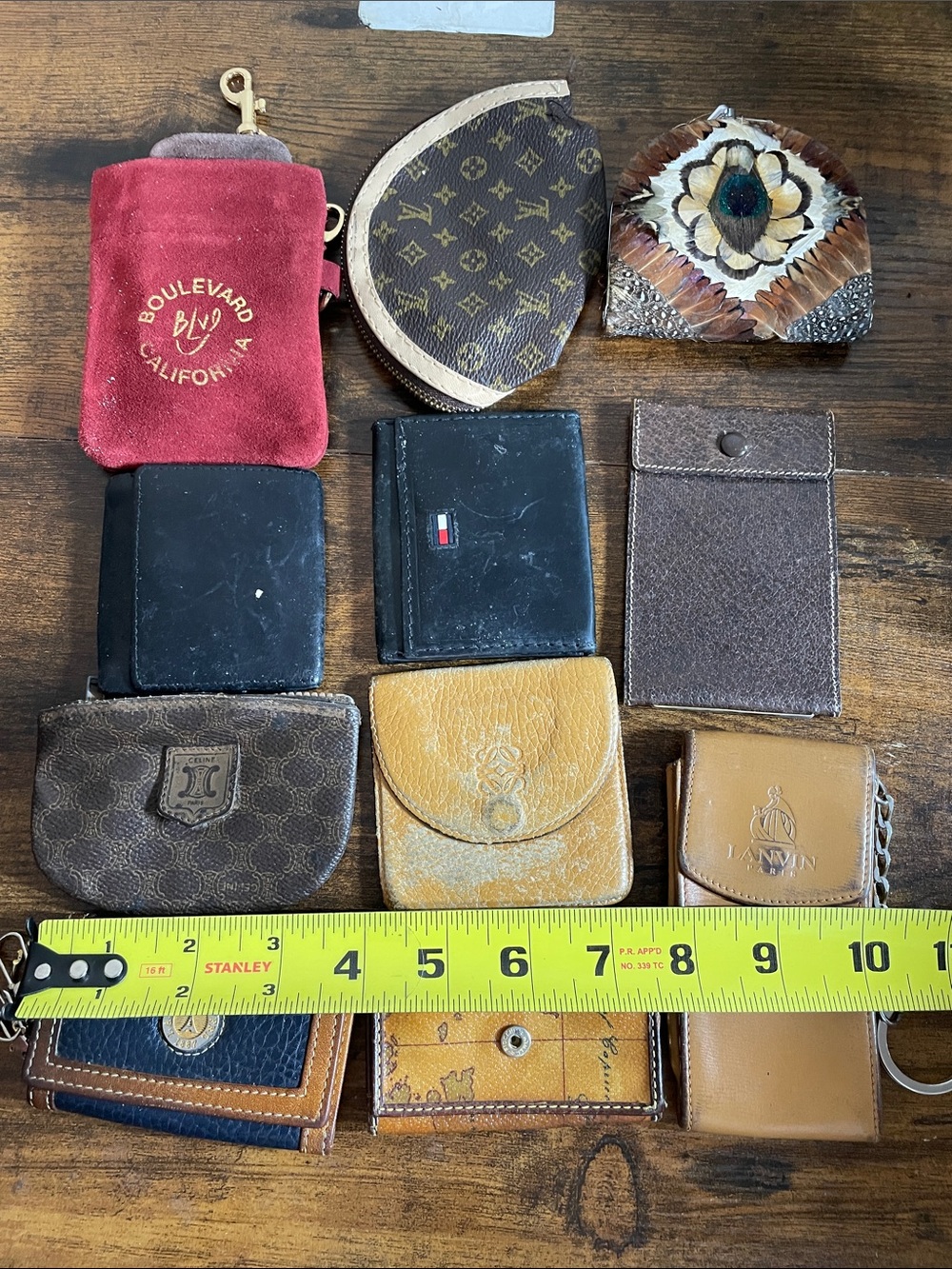 Stanley Assorted Small Wallet & Pouch Set in Red, Brown, Black, Tan, Gold - Picture 4 of 10